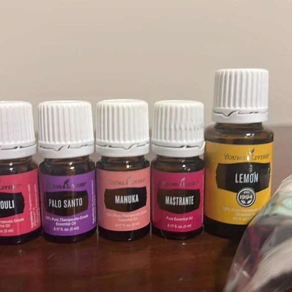 Young Living Essential Oils - lot of 13 unopened bottles - Picture 4 of 6